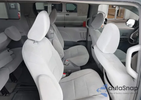 2015 Toyota Sienna Le 8 Passenger из США, поврежденный, VIN 5TDKK3DC9FS624216